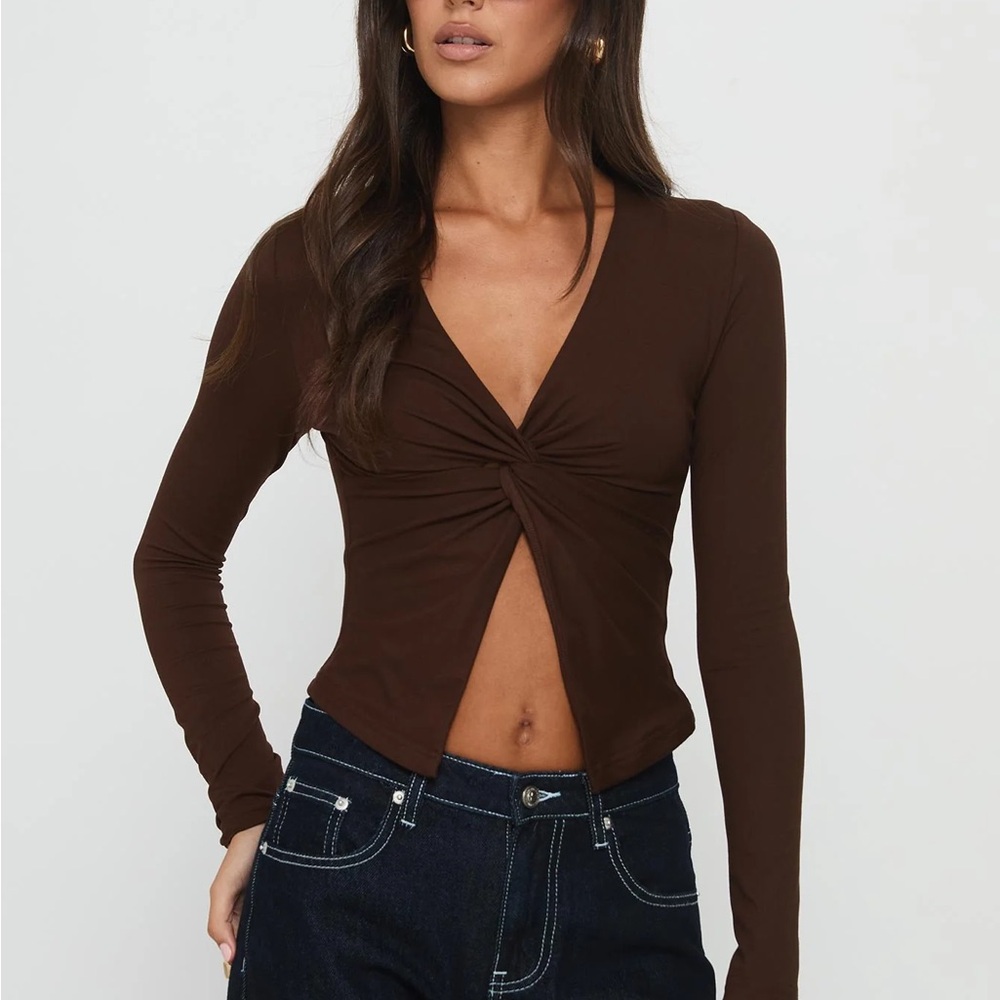 Princess Polly Twist-Front Long Sleeve Crop Top - Brown